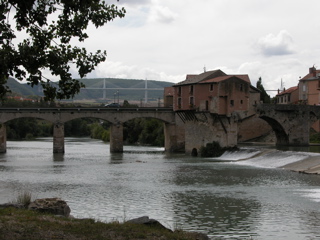 Millau,  Pont le Rouge and the new viaduct