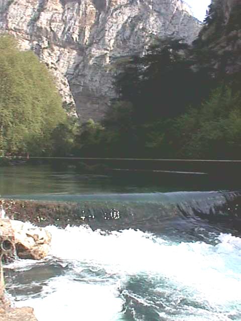 Mont Ventoux, Fontaine de Vaucluse, resurging underground river